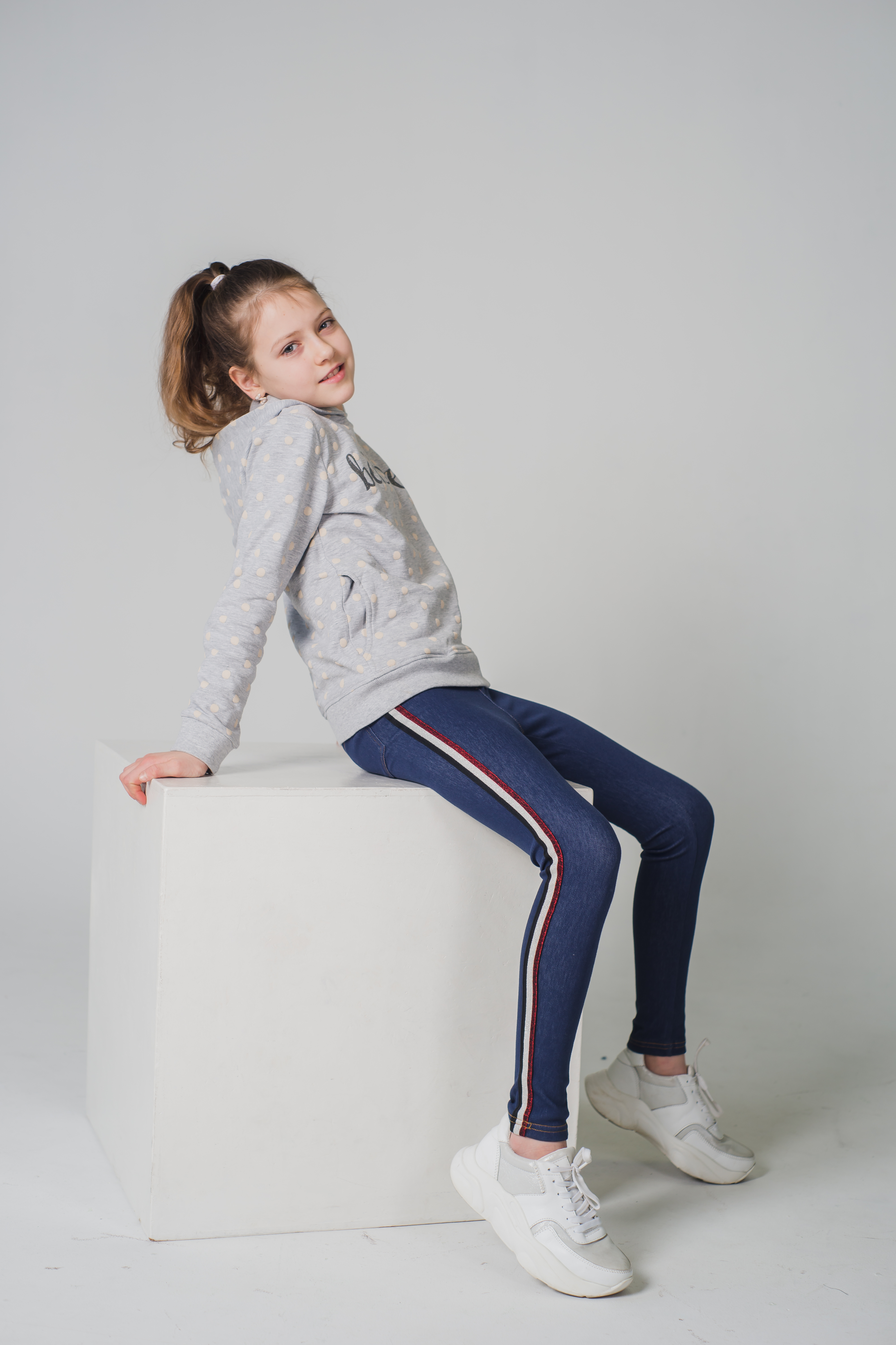 https://kids-avenue.com.ua/pages/gallery/1017/_234.jpg