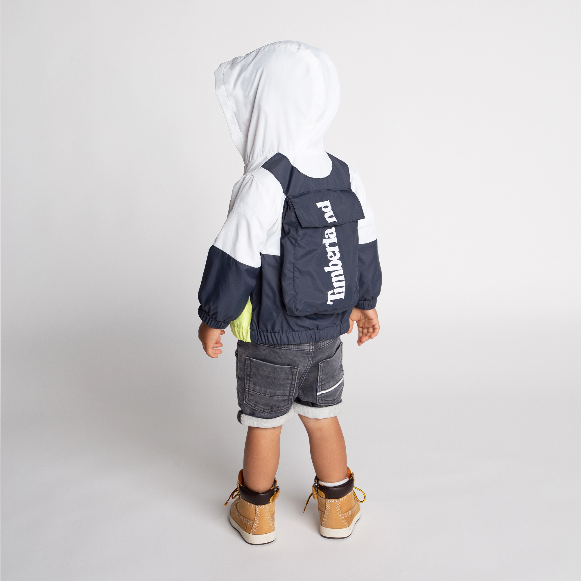 https://kids-avenue.com.ua/pages/gallery/1432/T06404_10B_101.jpg