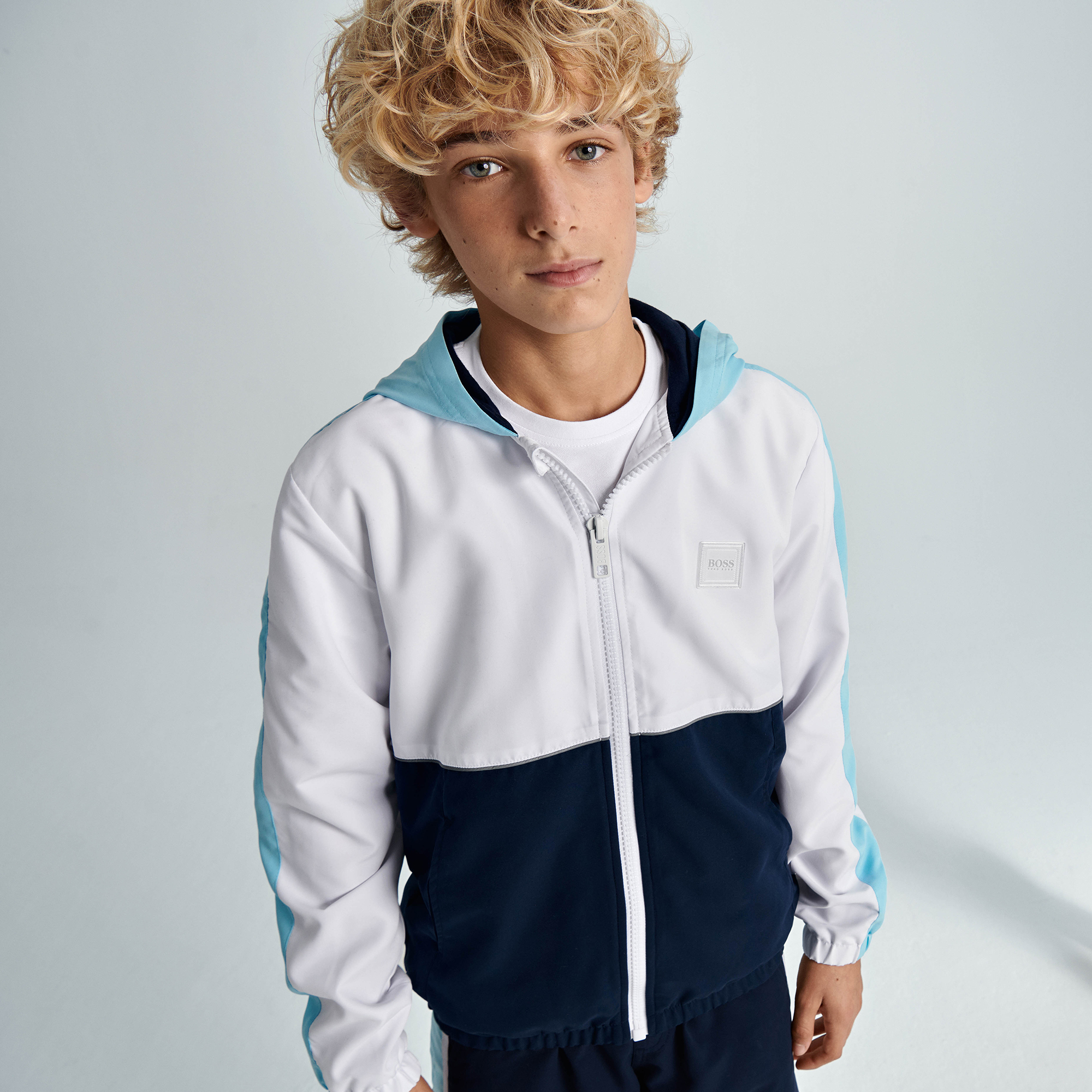 https://kids-avenue.com.ua/pages/gallery/1710/J25L45_Z40_105.jpg