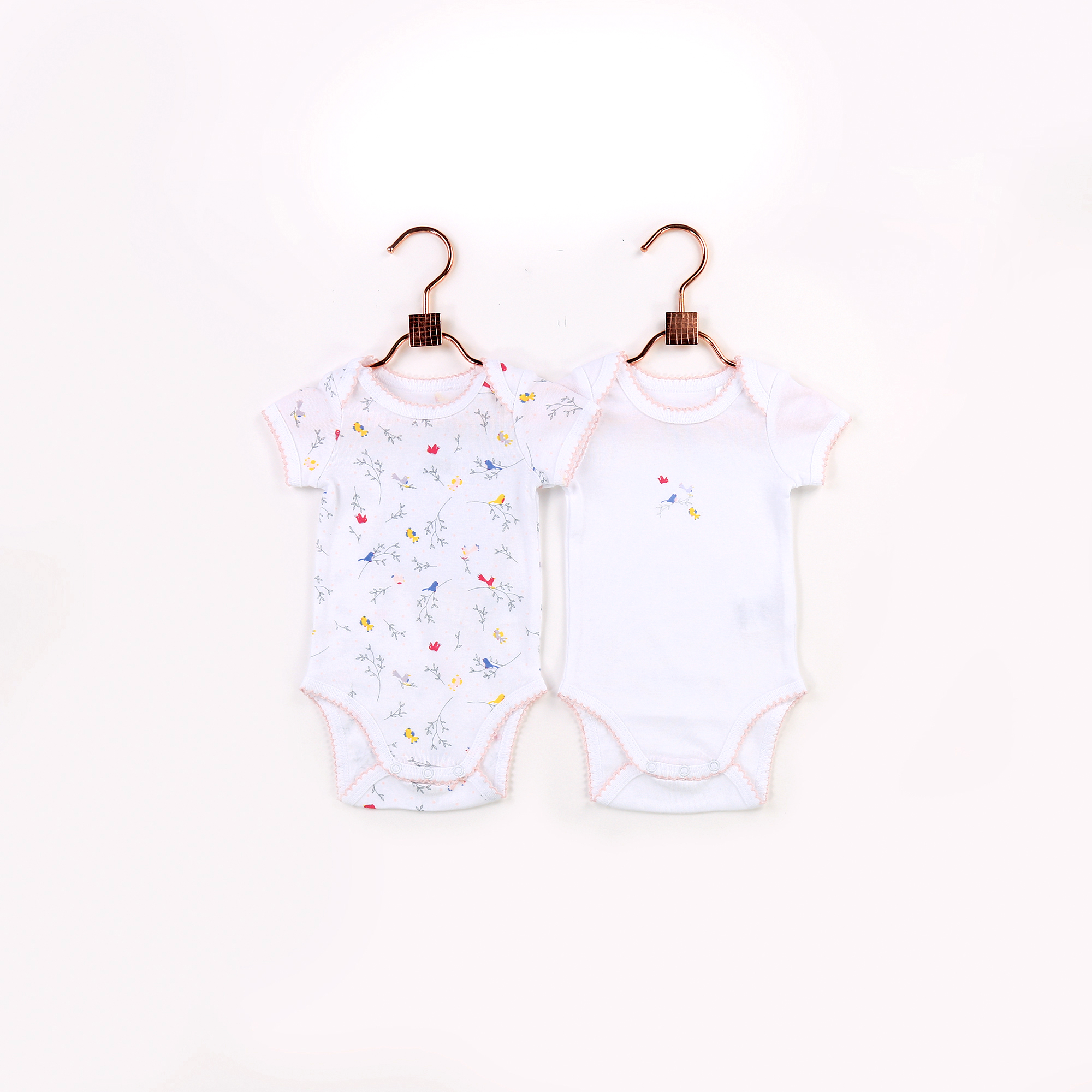 https://kids-avenue.com.ua/pages/gallery/2213/Y97148_10B_101.jpg