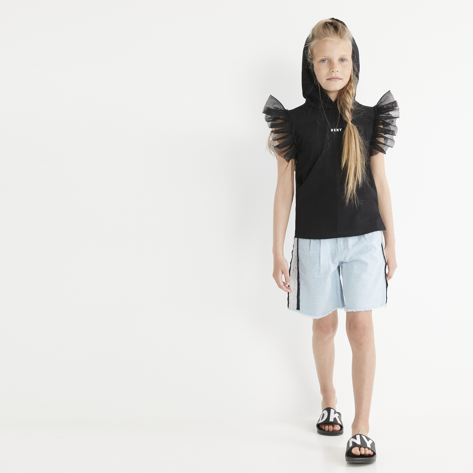 https://kids-avenue.com.ua/pages/gallery/5037/D34A57_Z22_101.jpg