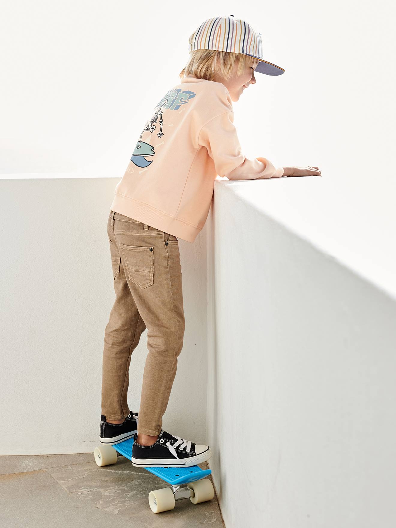 https://kids-avenue.com.ua/pages/gallery/5861/slim-couleur-morphologik-large-garcon.jpg