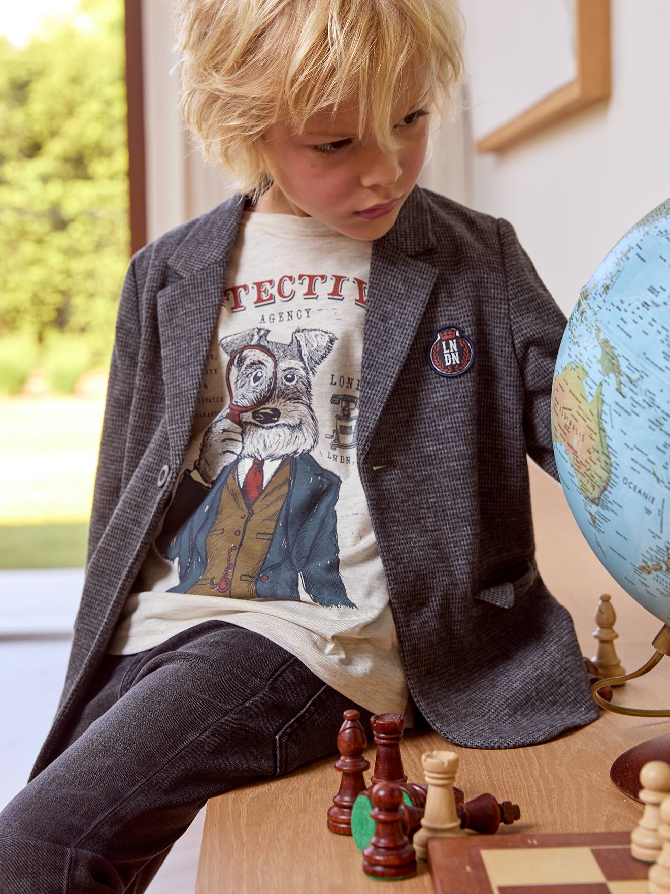 https://kids-avenue.com.ua/pages/gallery/6661/veste-a-carreaux-en-lainage-garcon-avec-badge-brode.jpg