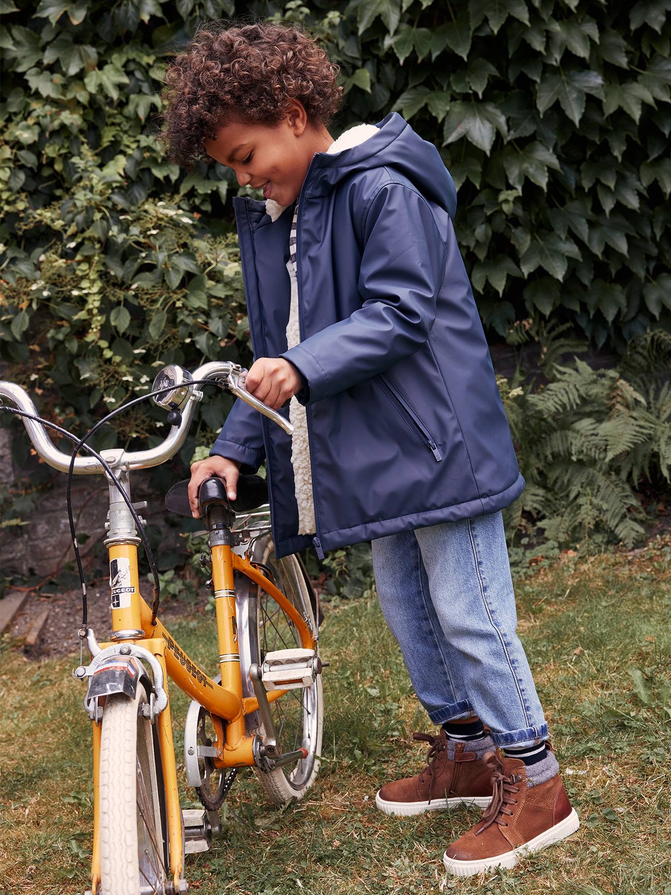 https://kids-avenue.com.ua/pages/gallery/6667/cire-a-capuche-double-sherpa-garcon.jpg
