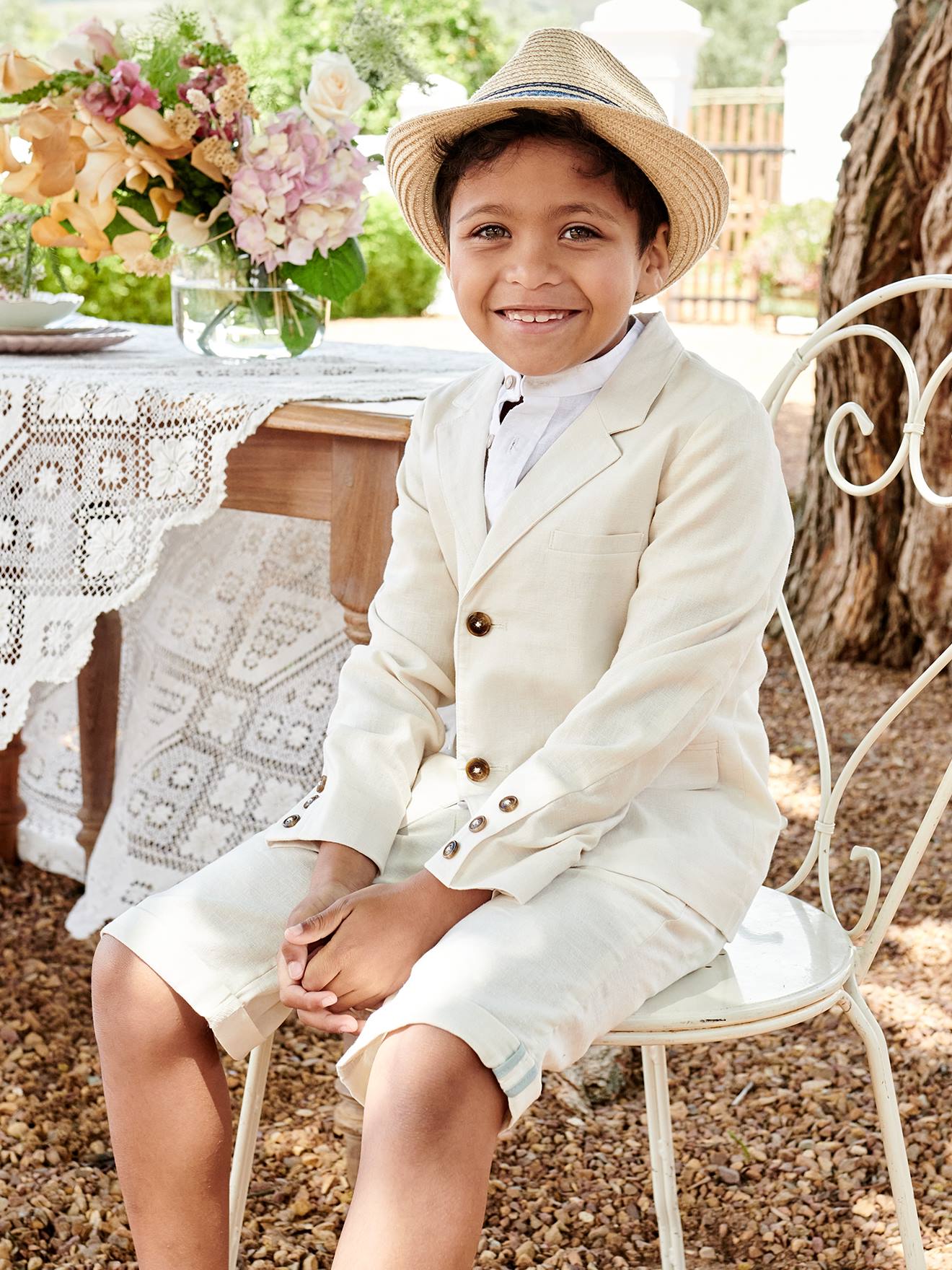 https://kids-avenue.com.ua/pages/gallery/6673/veste-de-ceremonie-garcon-en-cotonlin.jpg